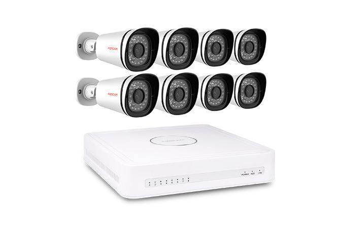Foscam 8 Channel NVR with 8x 1080P IP Camera & 2TB HDD