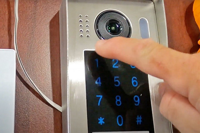 Setting codes on keypad door stations for the Dorani Touch